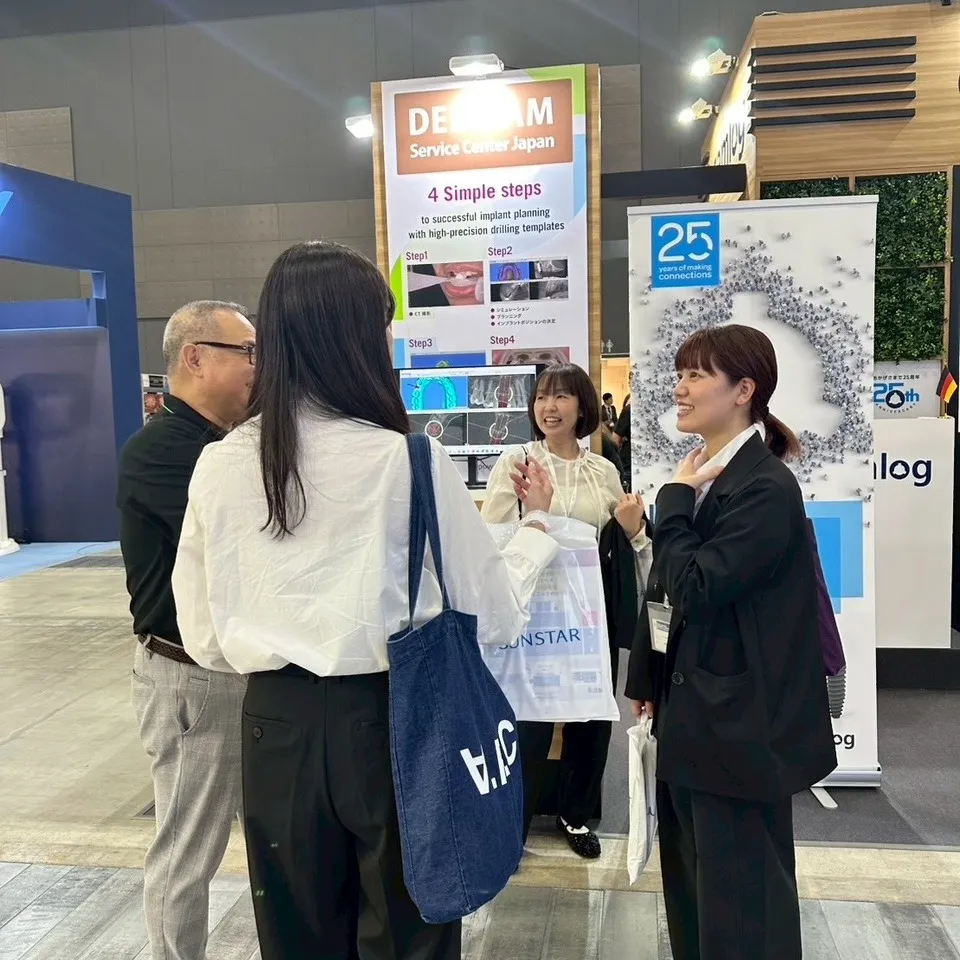 10月24日から26日に福岡で行われた第55回日本口腔インプ...