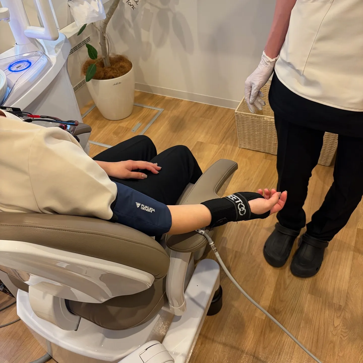 私たちの歯科医院に新しい若手スタッフが仲間入りしました✨一緒...