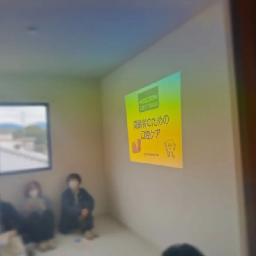 2月9日、当院の院長がケアマネージャーや訪問看護師向けに「高...